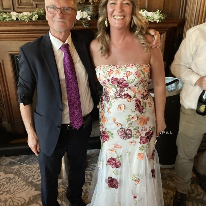 Magic for Sarah Clinton15