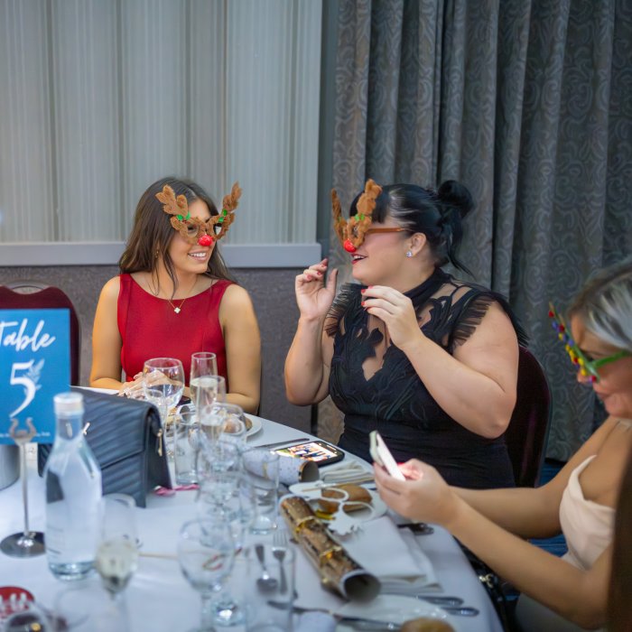 Richard Kendall’s Christmas party magic20